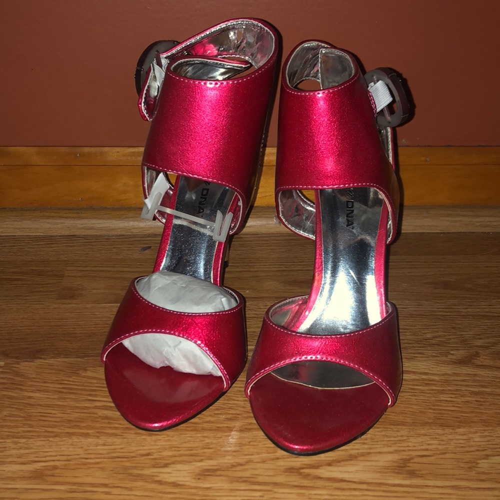 Pink Diva Dna Heels